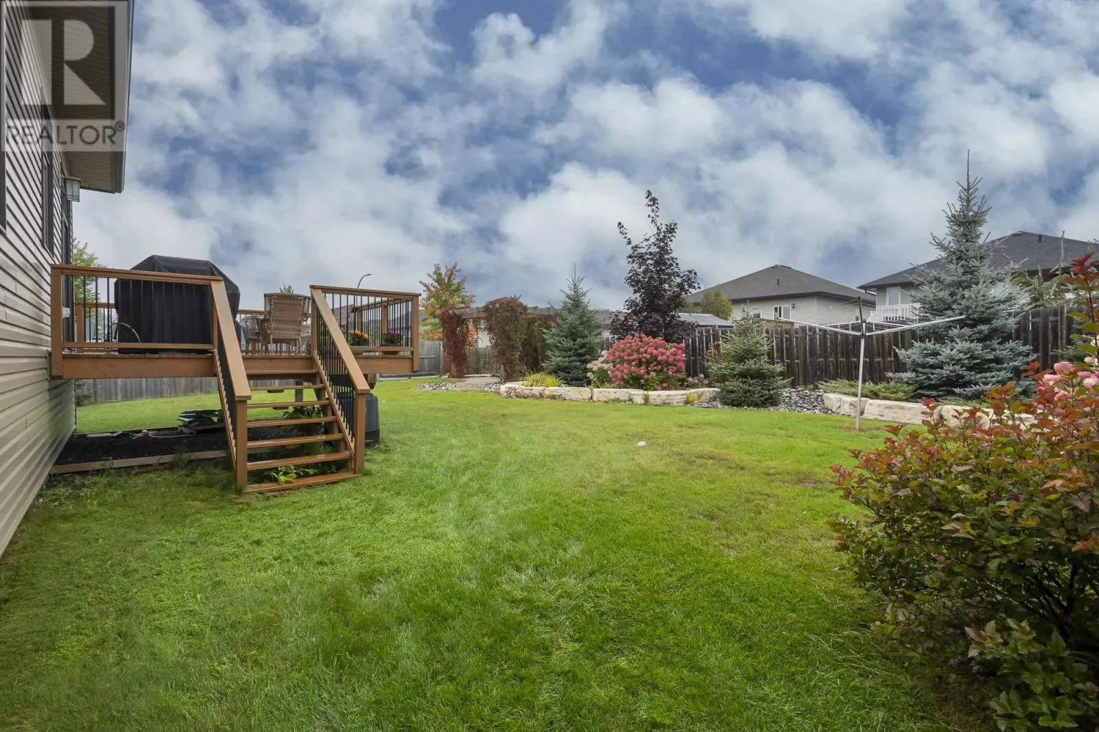 567 Fireweed Bay