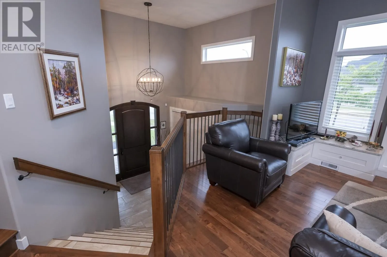 567 Fireweed Bay