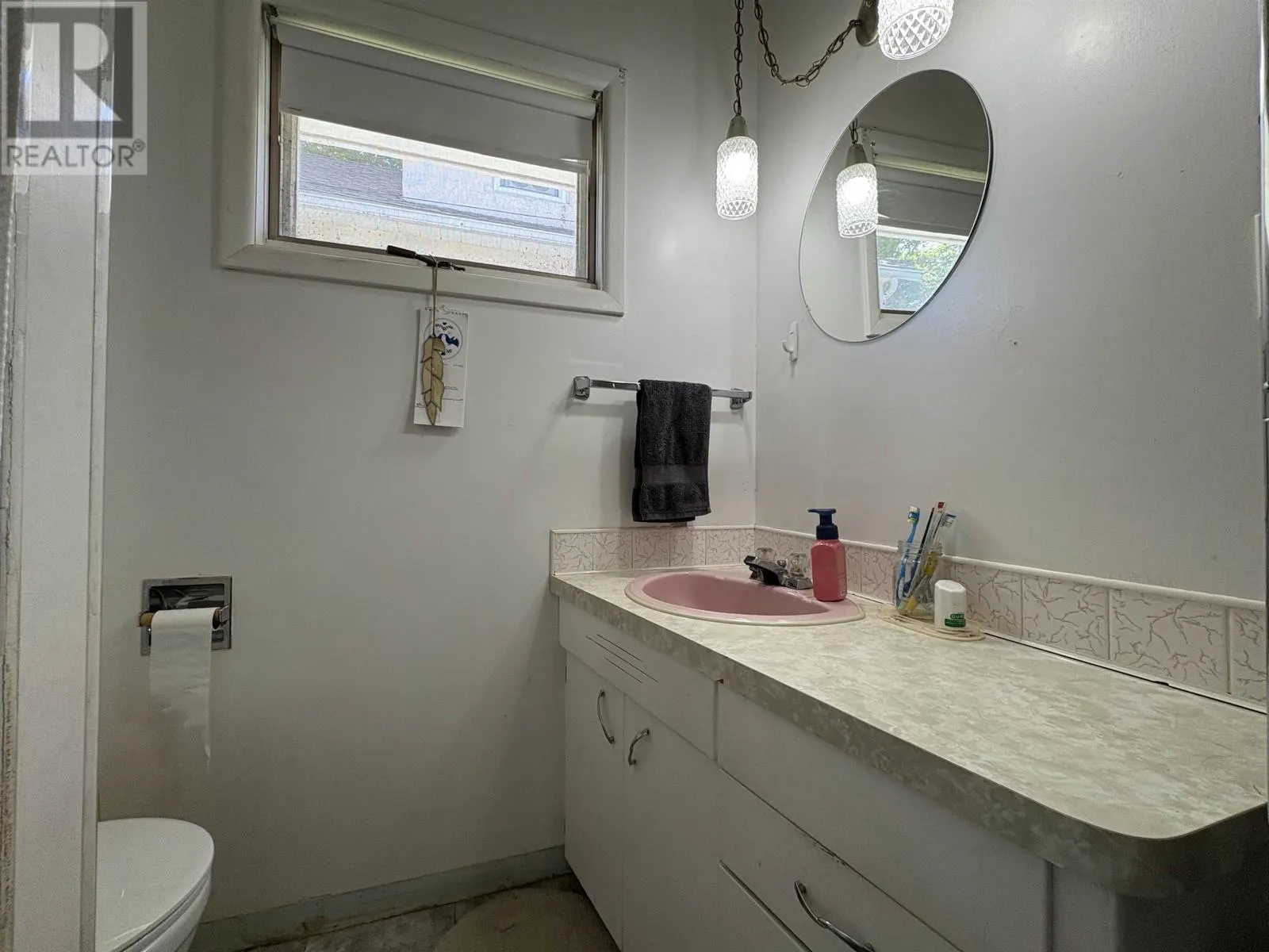 338 THIRD ST W