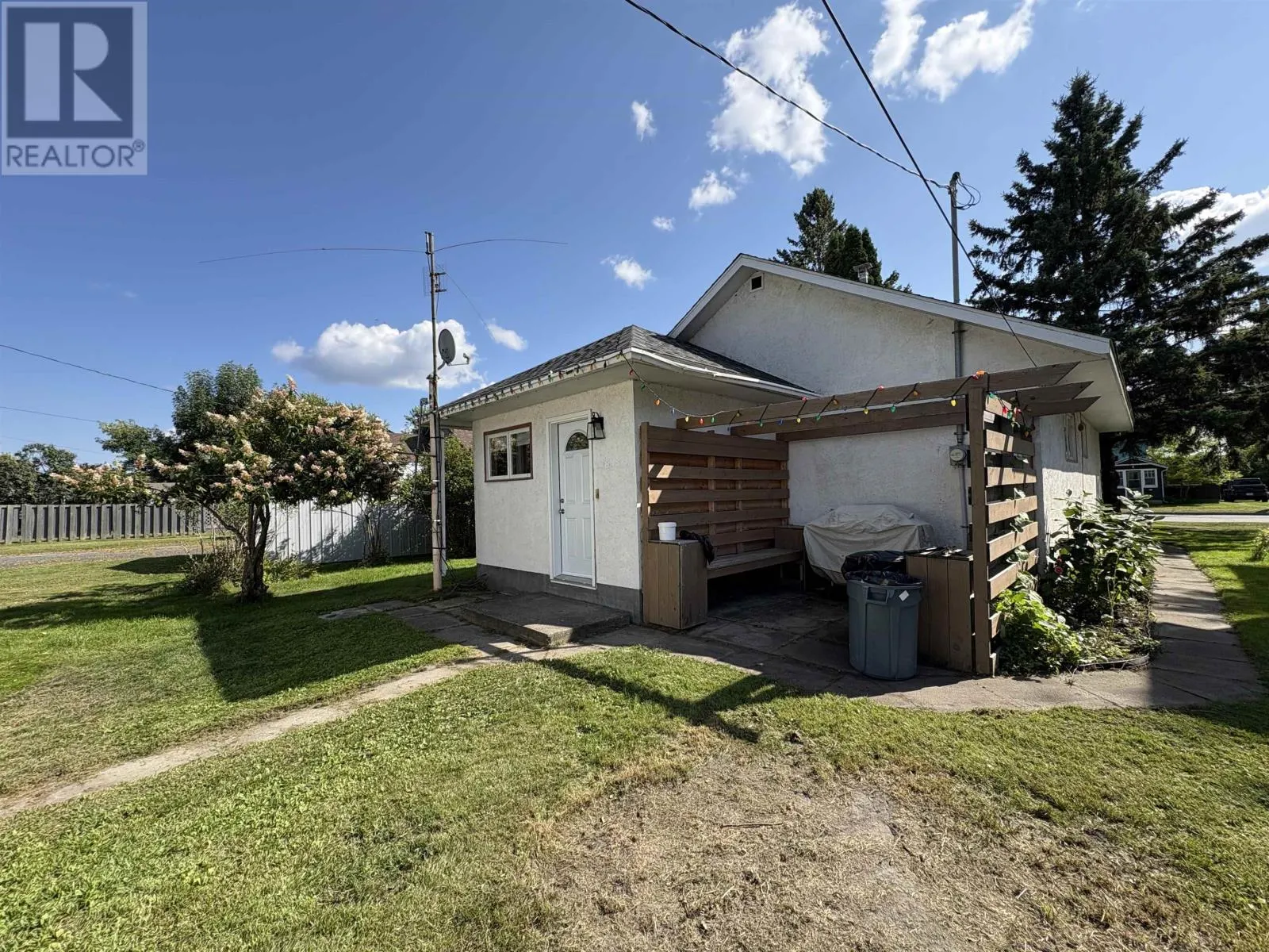 338 THIRD ST W