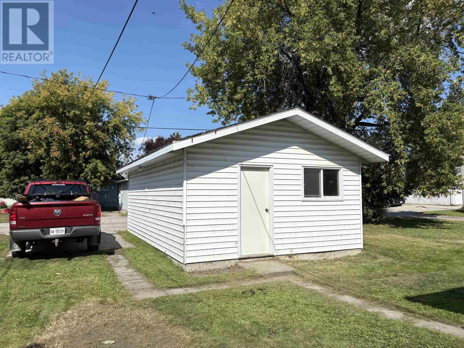 338 THIRD ST W