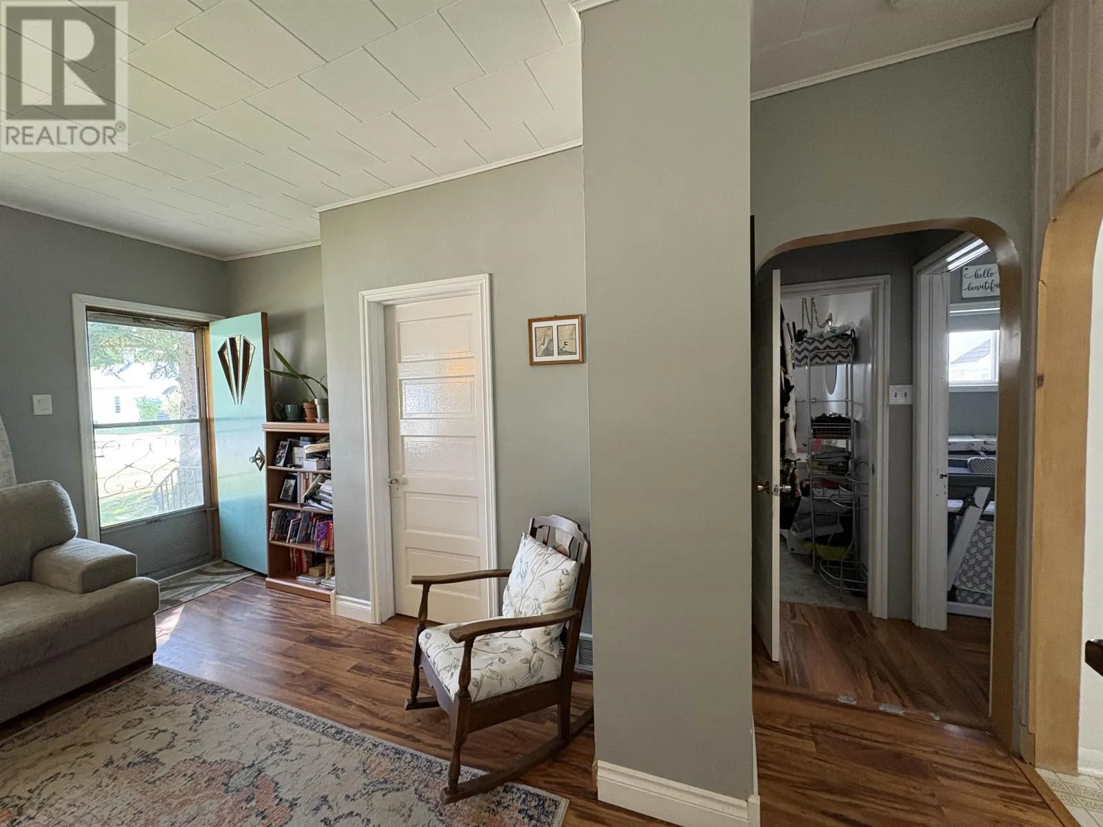 338 THIRD ST W