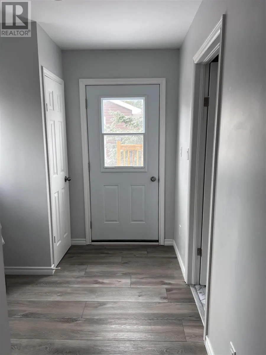 61 Stevens AVE