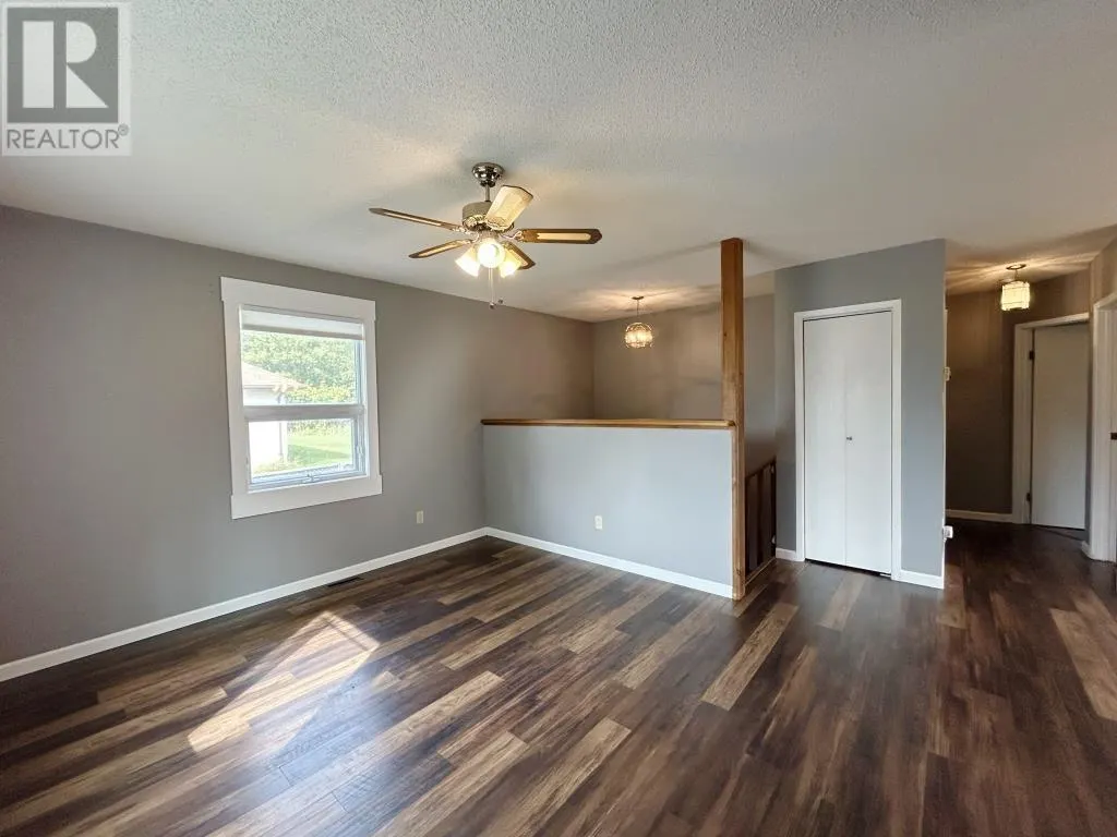 1232 Emo Road