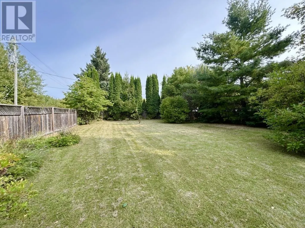 1232 Emo Road