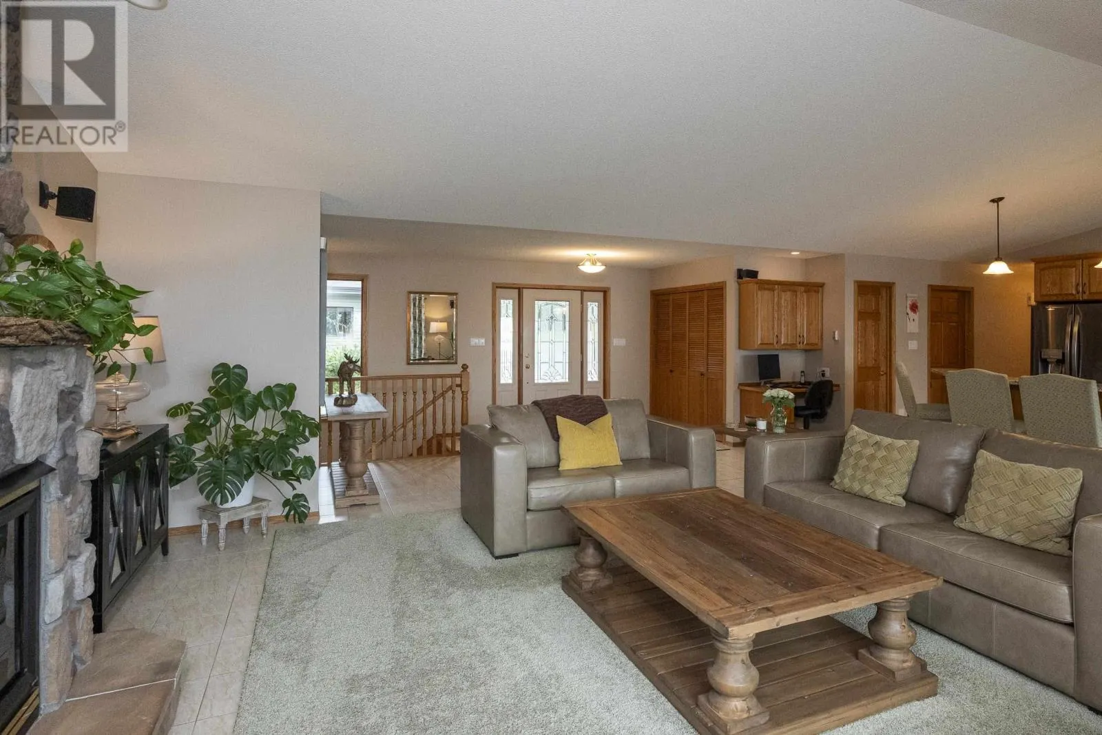 2529 Scott DR