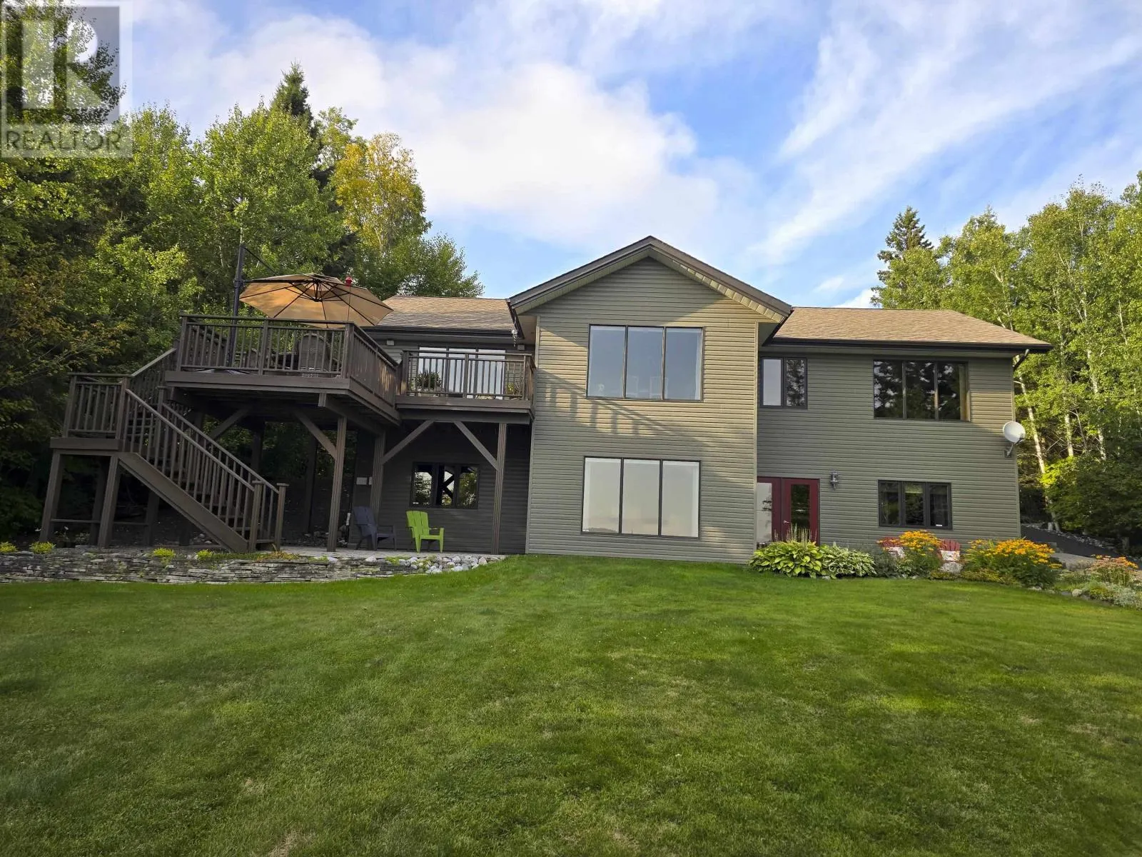 2529 Scott DR