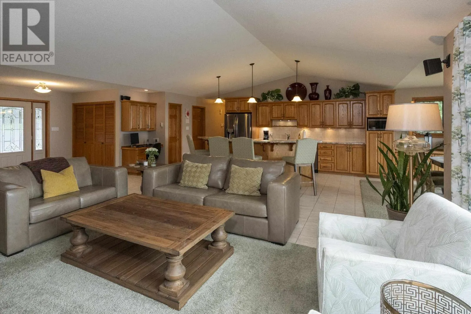2529 Scott DR