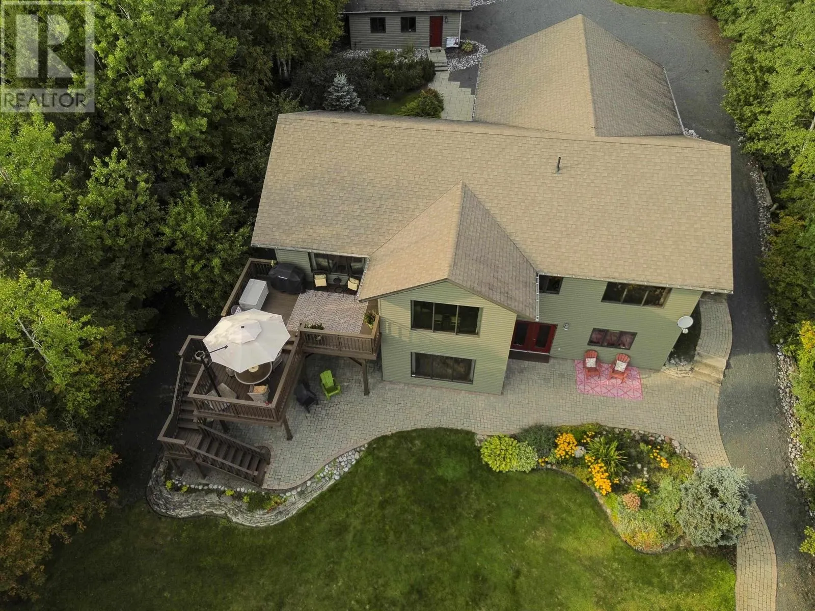 2529 Scott DR