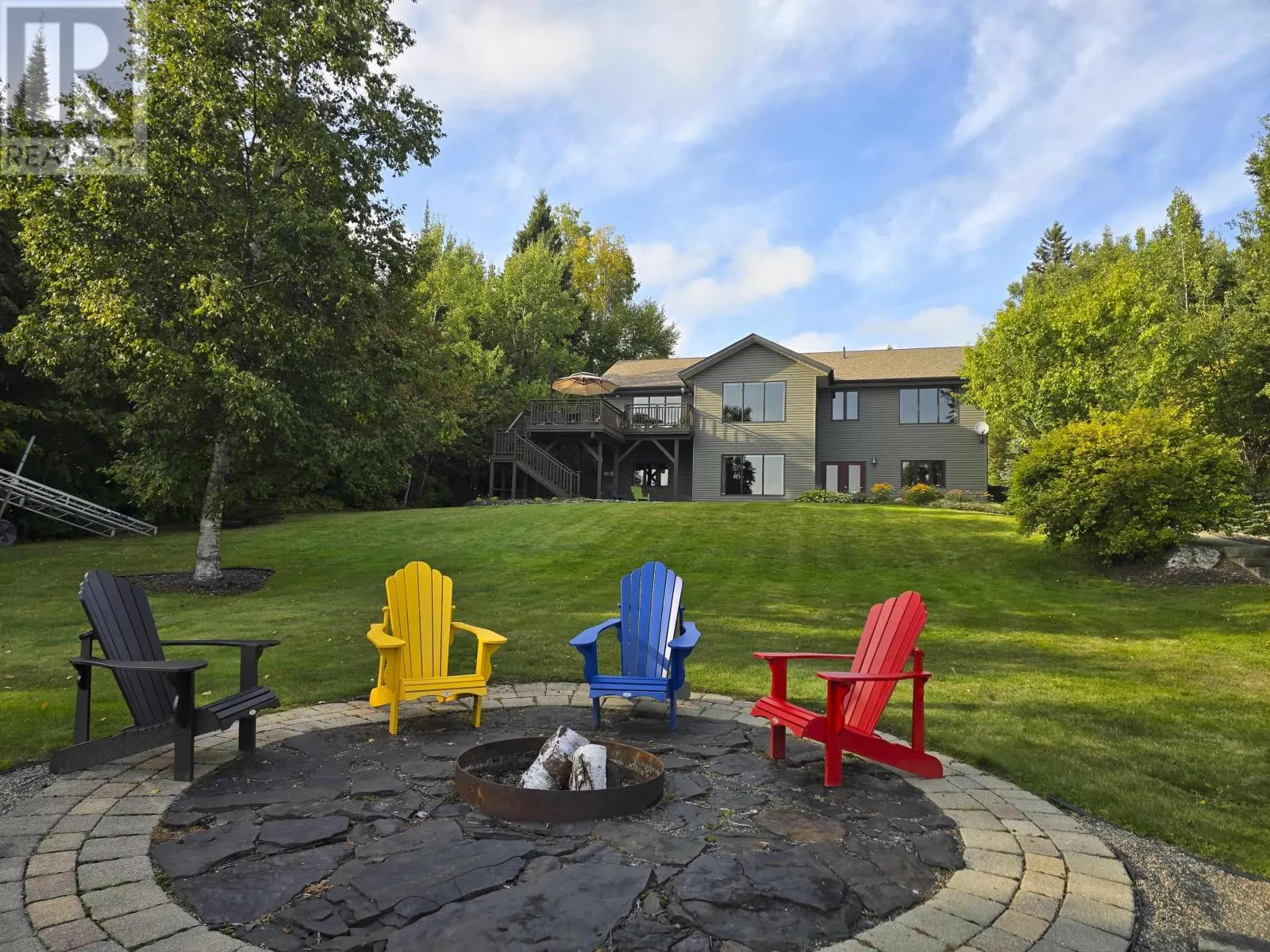 2529 Scott DR