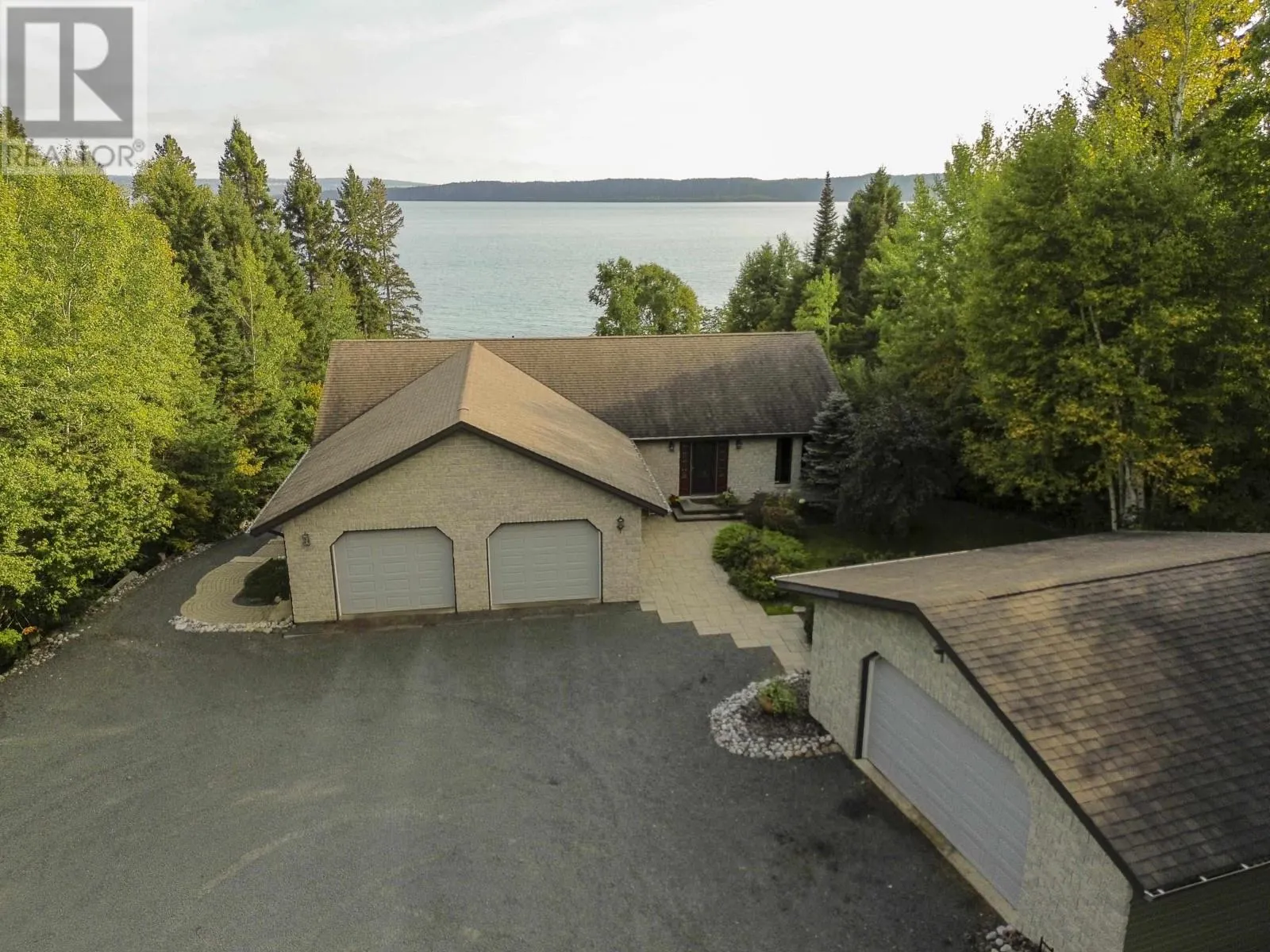 2529 Scott DR