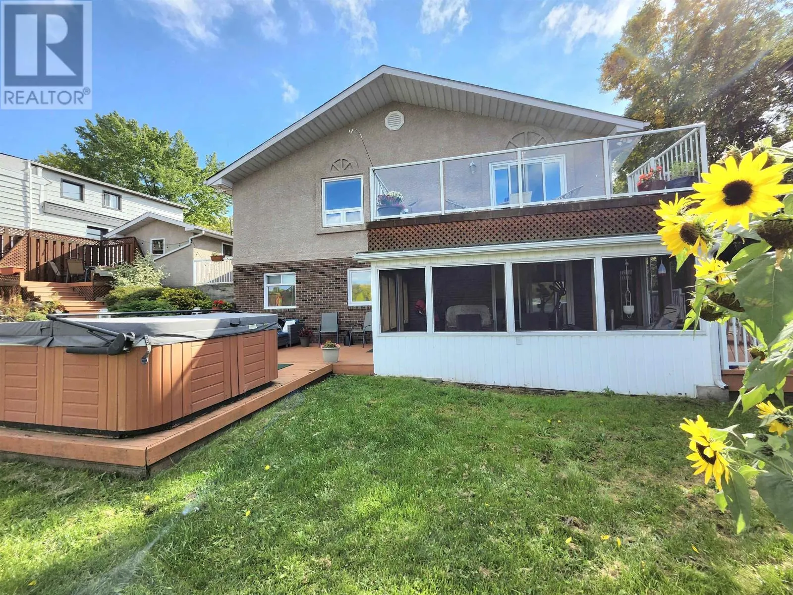 504 Front Street