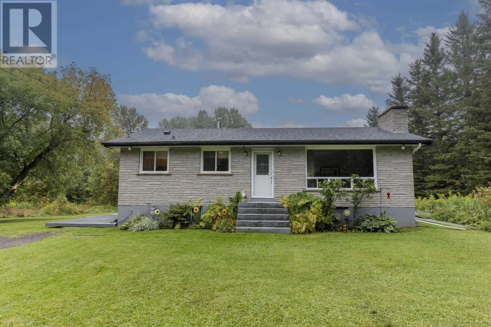 3445 Government RD