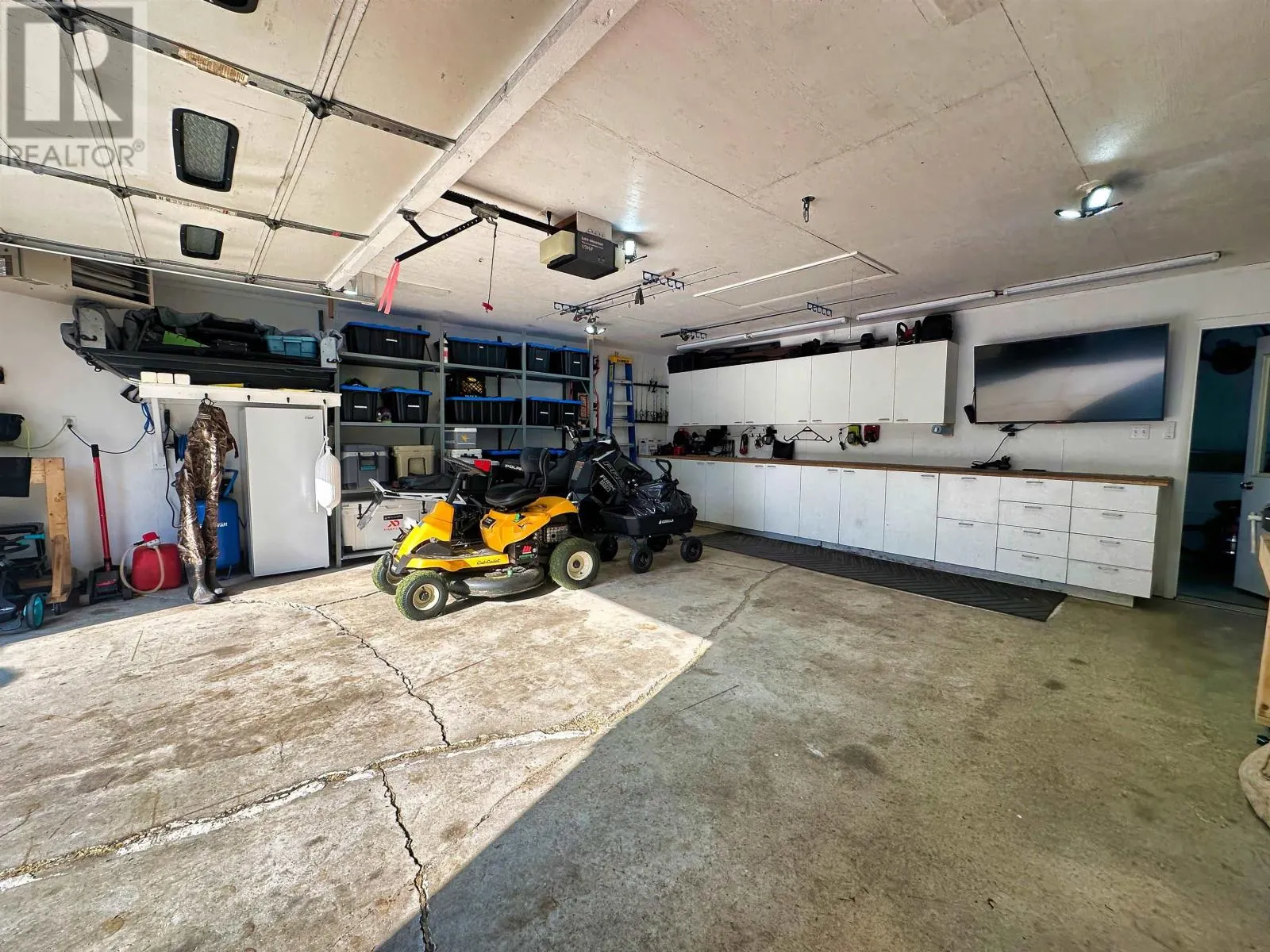 712 Memory Road