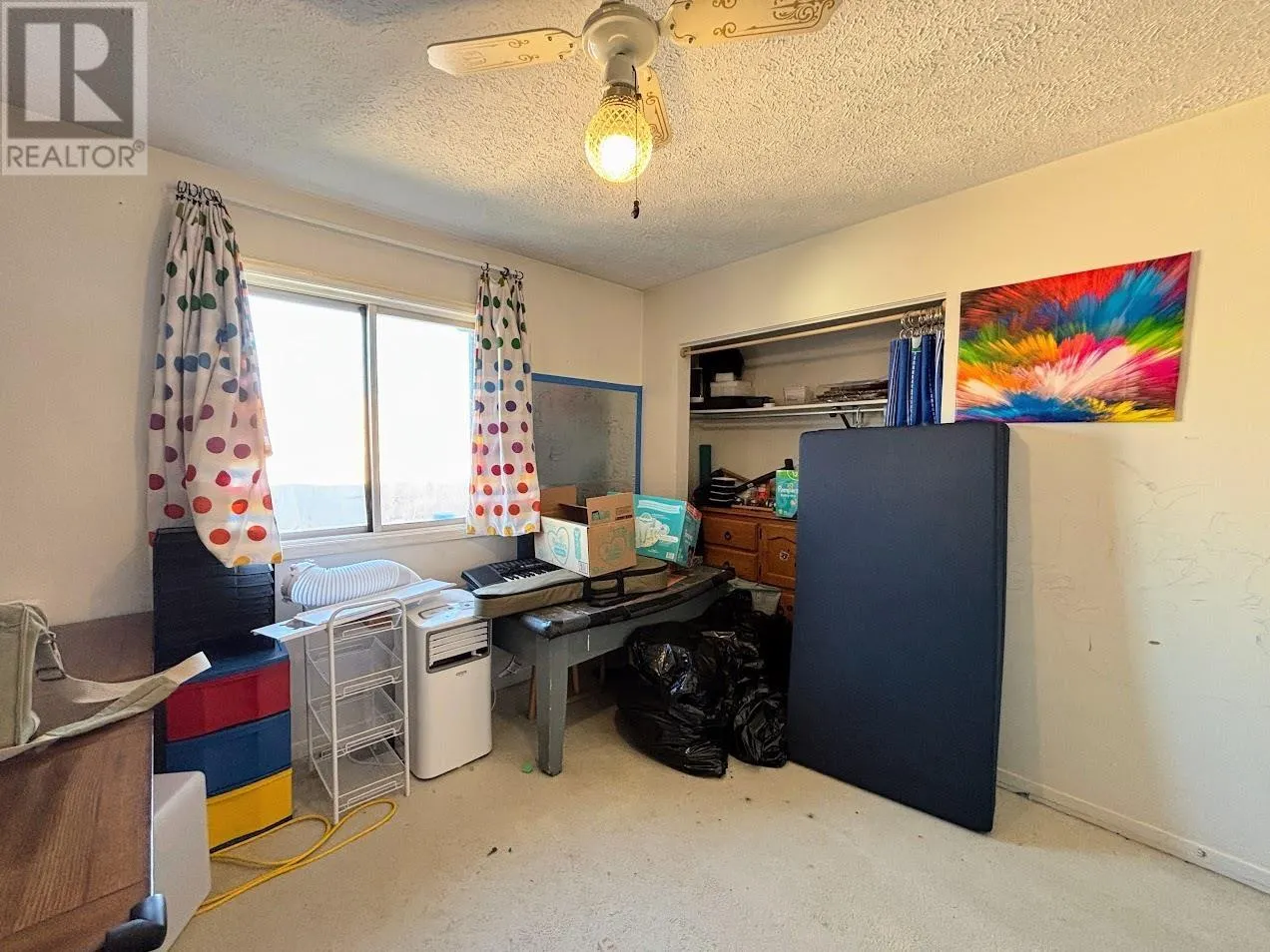 17 Barnett ST