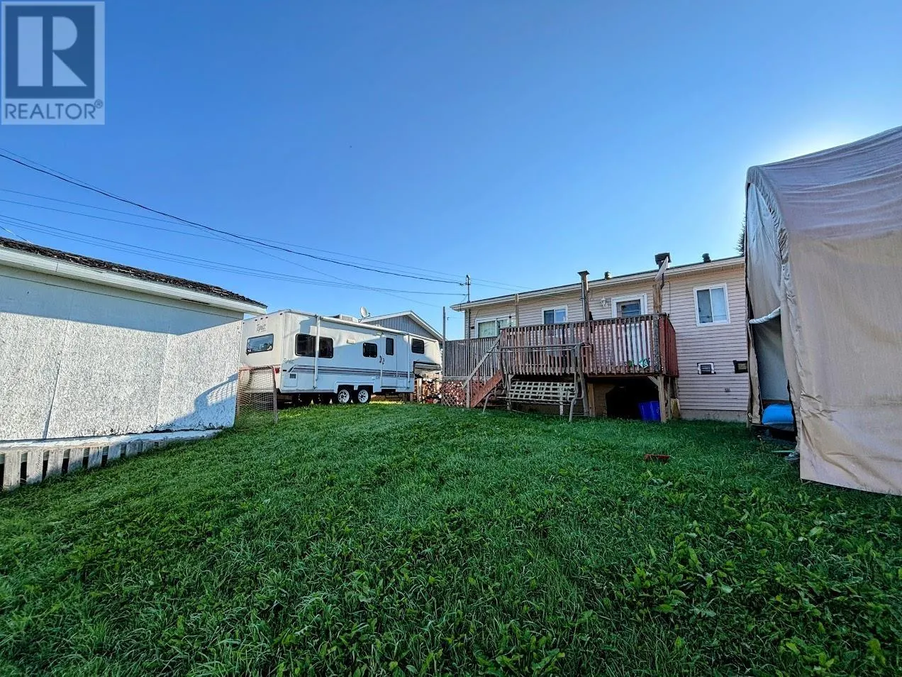 17 Barnett ST