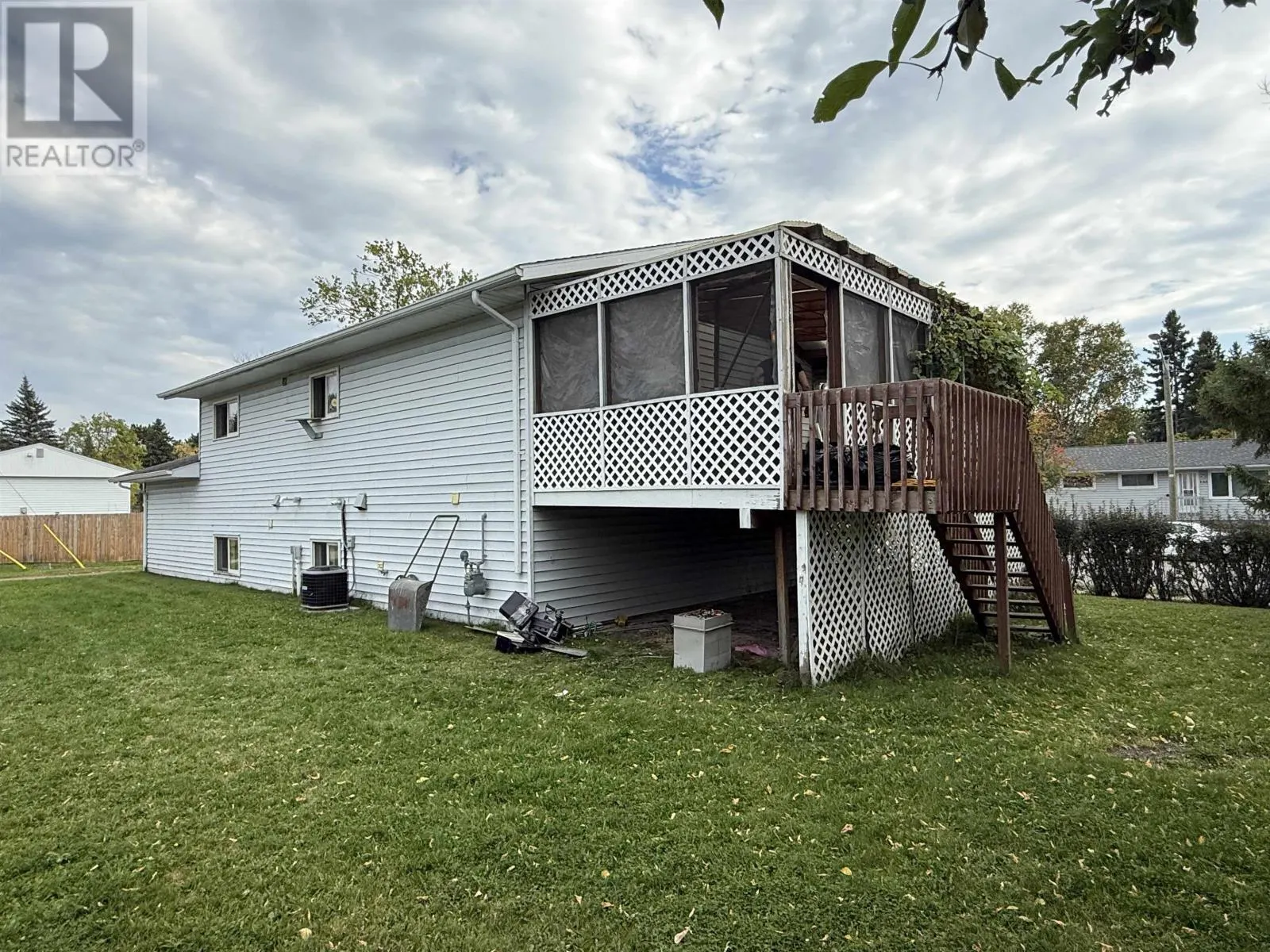 133 Parkdale RD