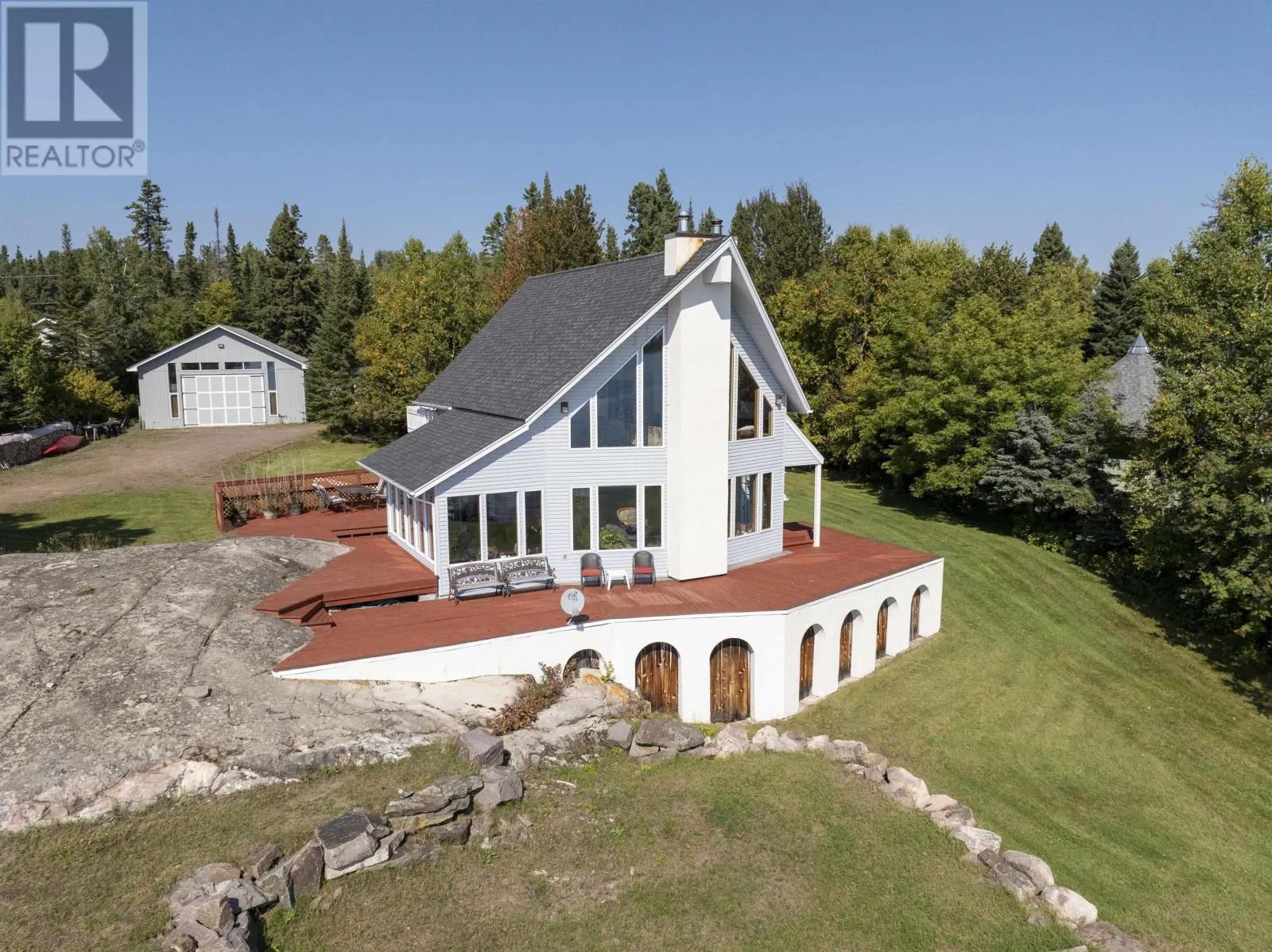 1623 CORAL BAY DR