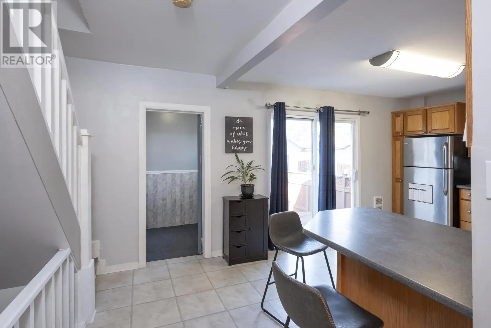 217 Clavet ST