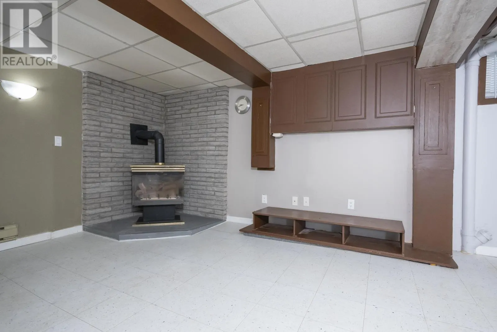 217 Clavet ST