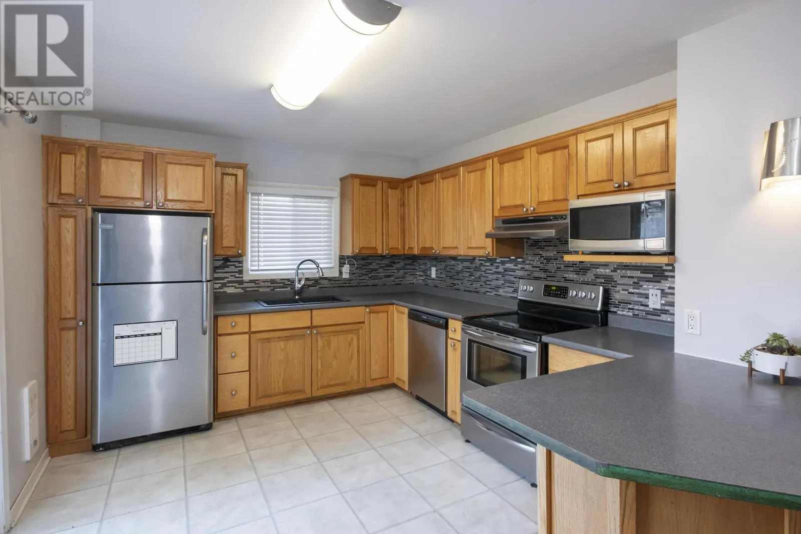 217 Clavet ST