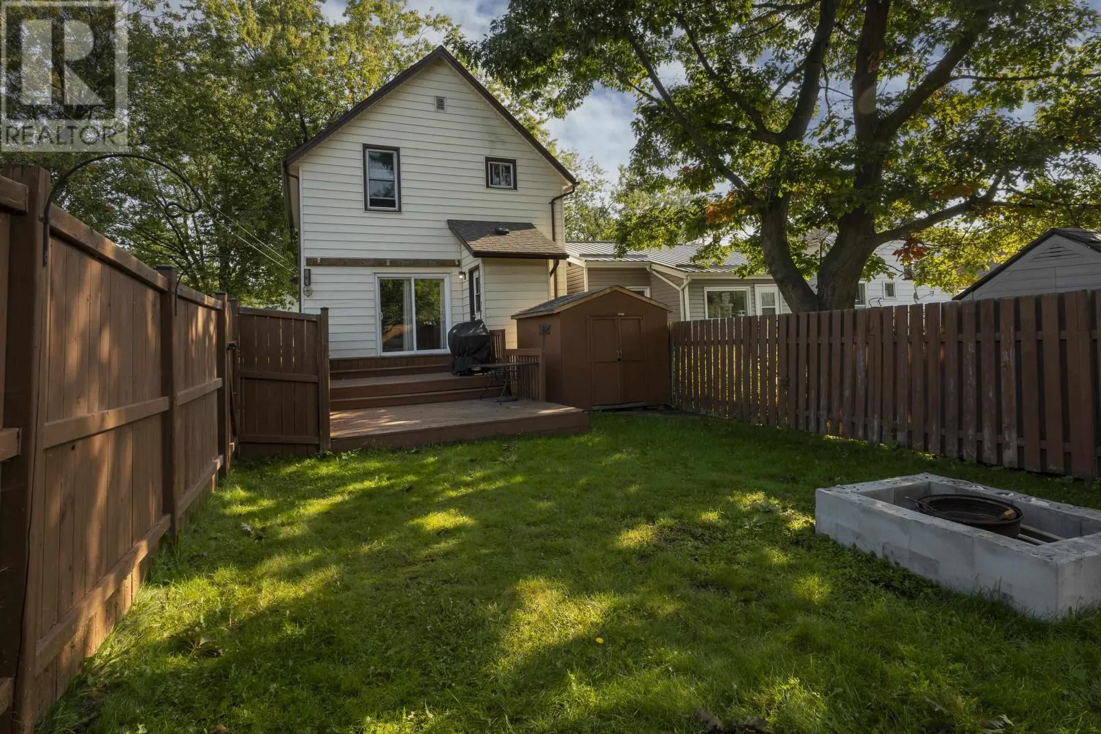 217 Clavet ST
