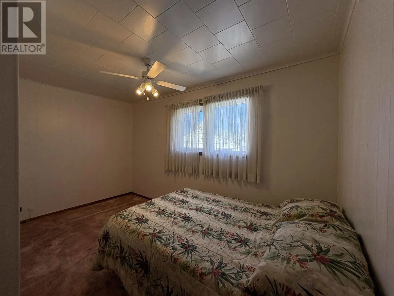 610 SECOND ST E