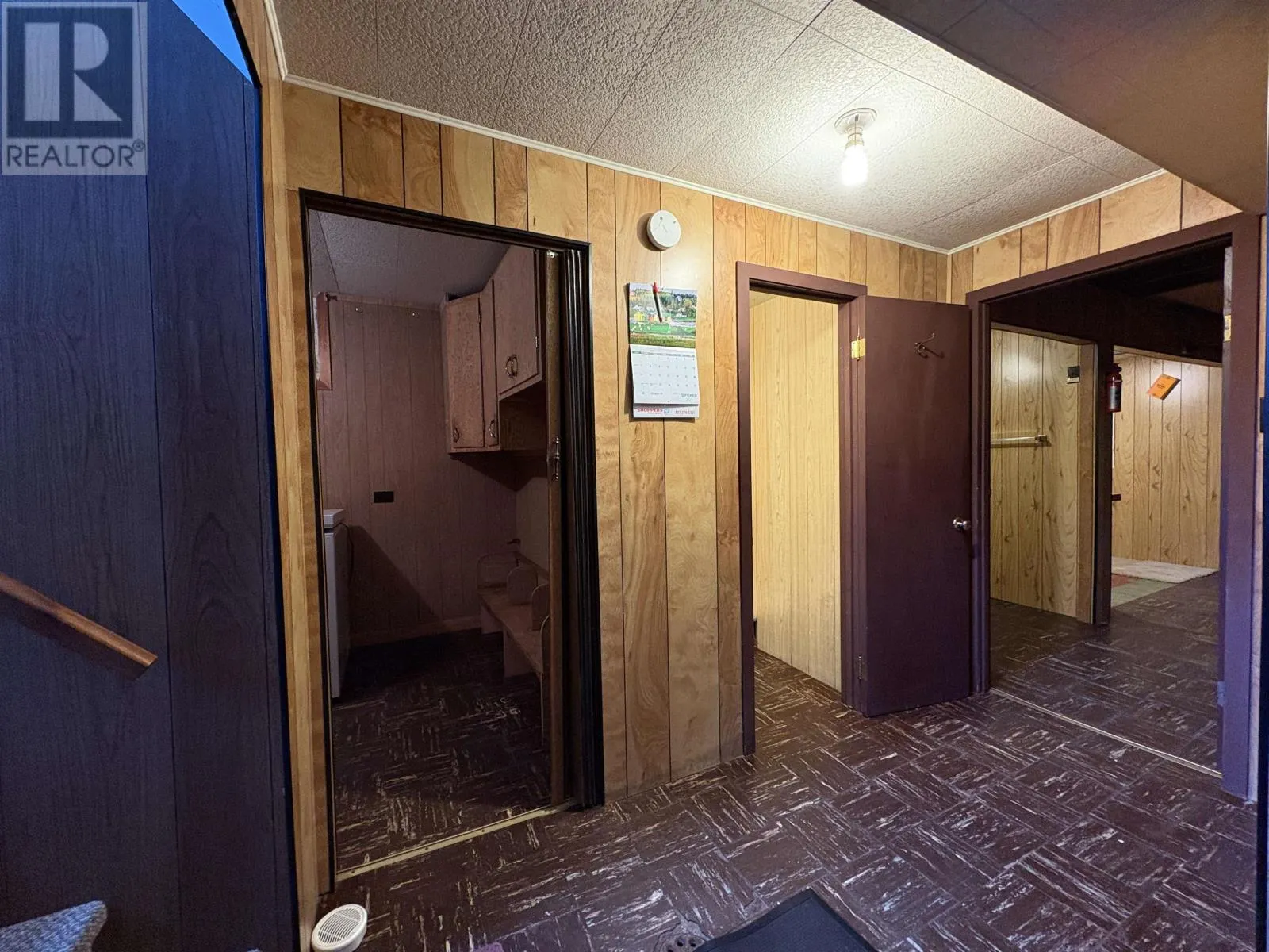 610 SECOND ST E