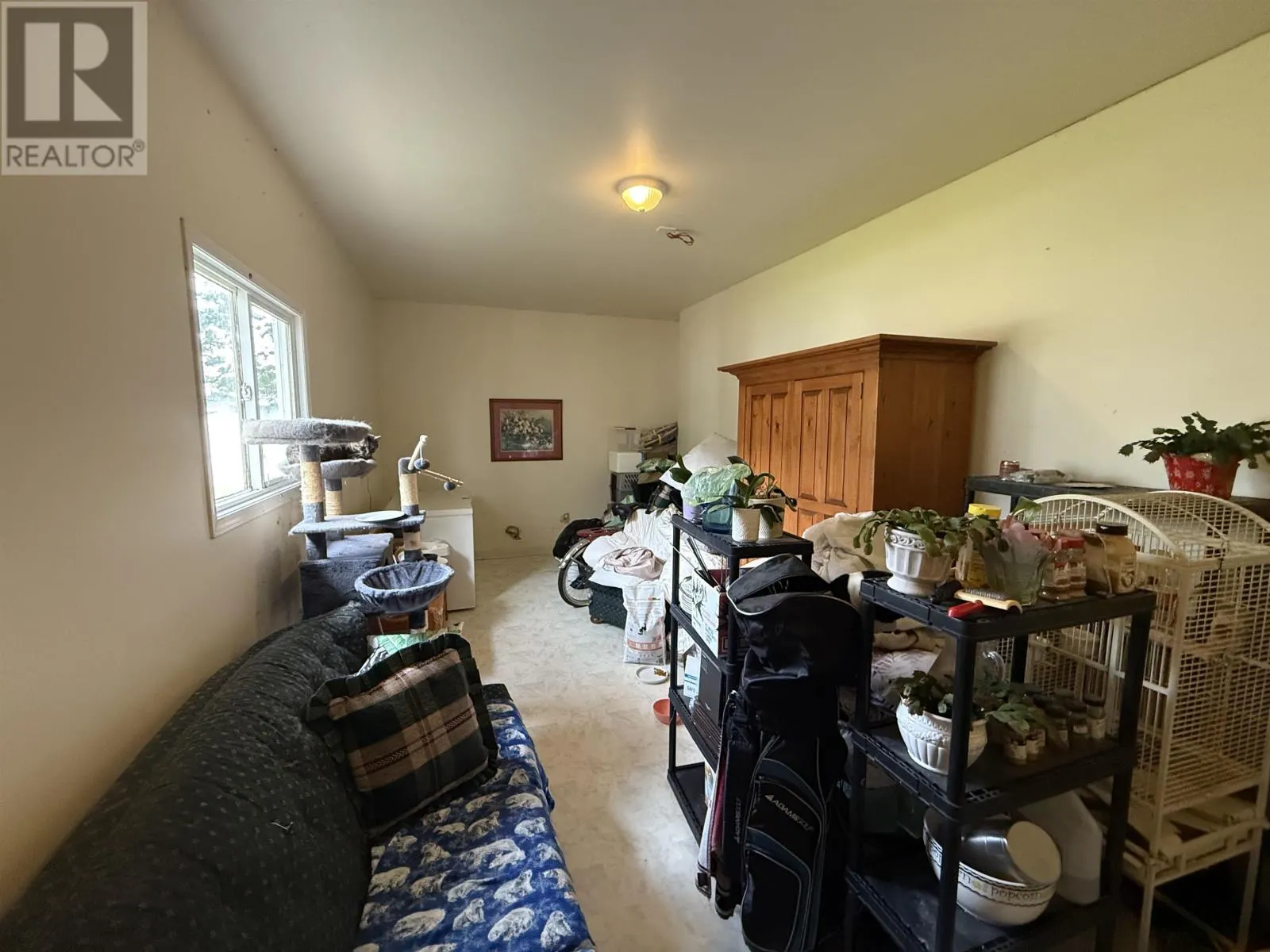 110 Edgewater DR