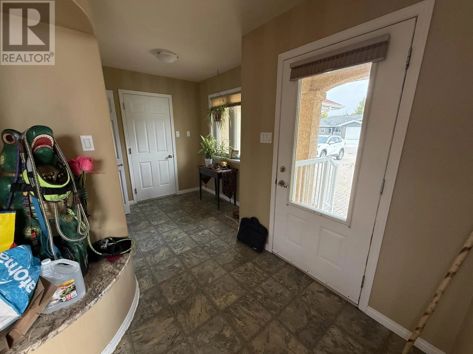 110 Edgewater DR