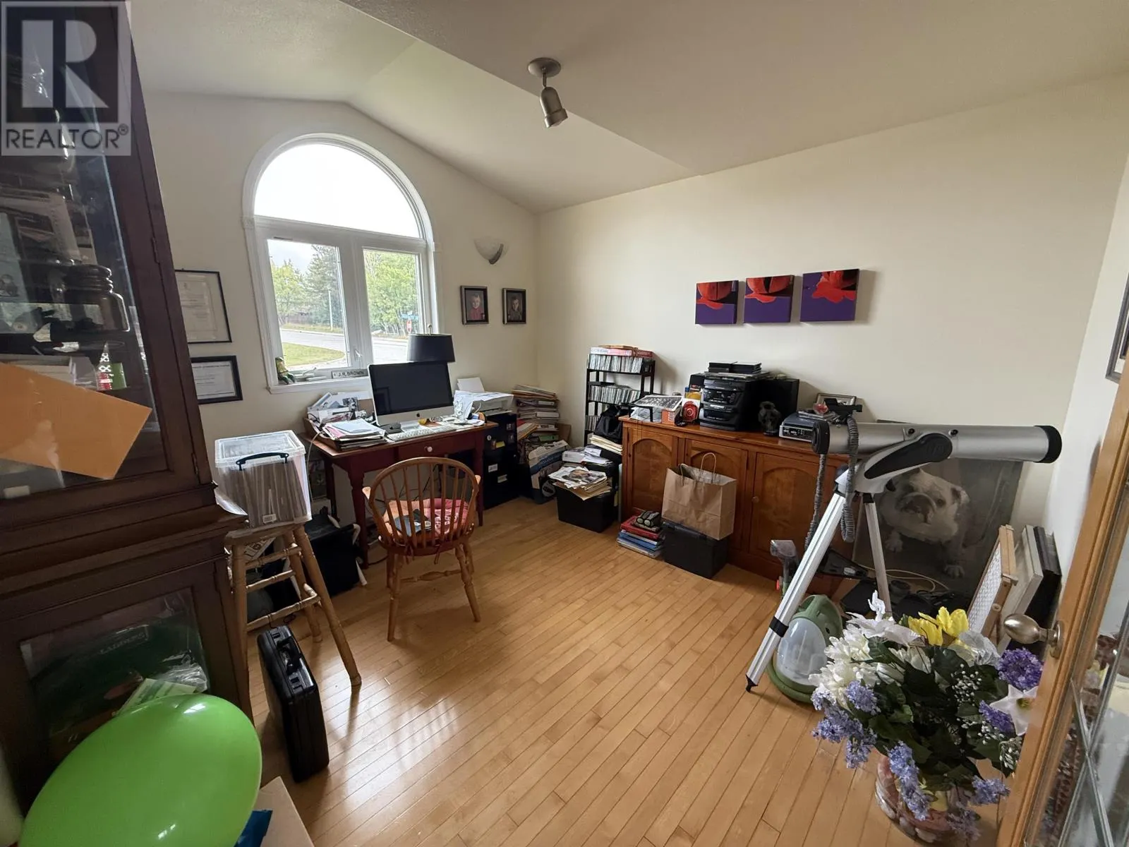 110 Edgewater DR