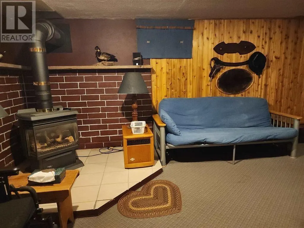 9 Swallow Drive