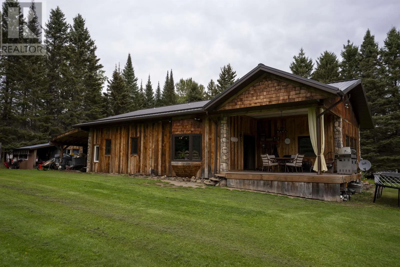 345 Fisher RD