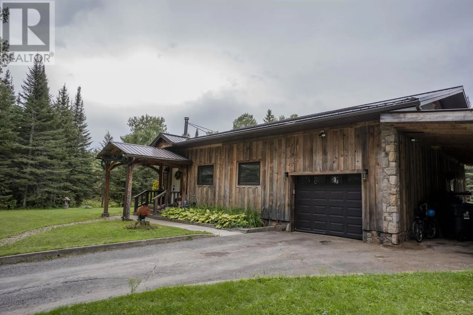 345 Fisher RD