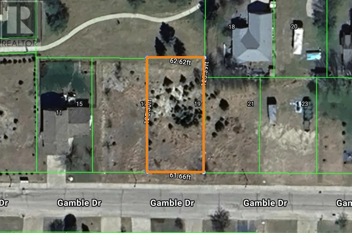 17 Gamble DR