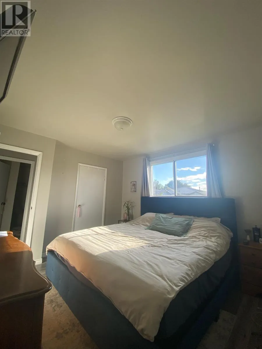 528 Simon Fraser DR