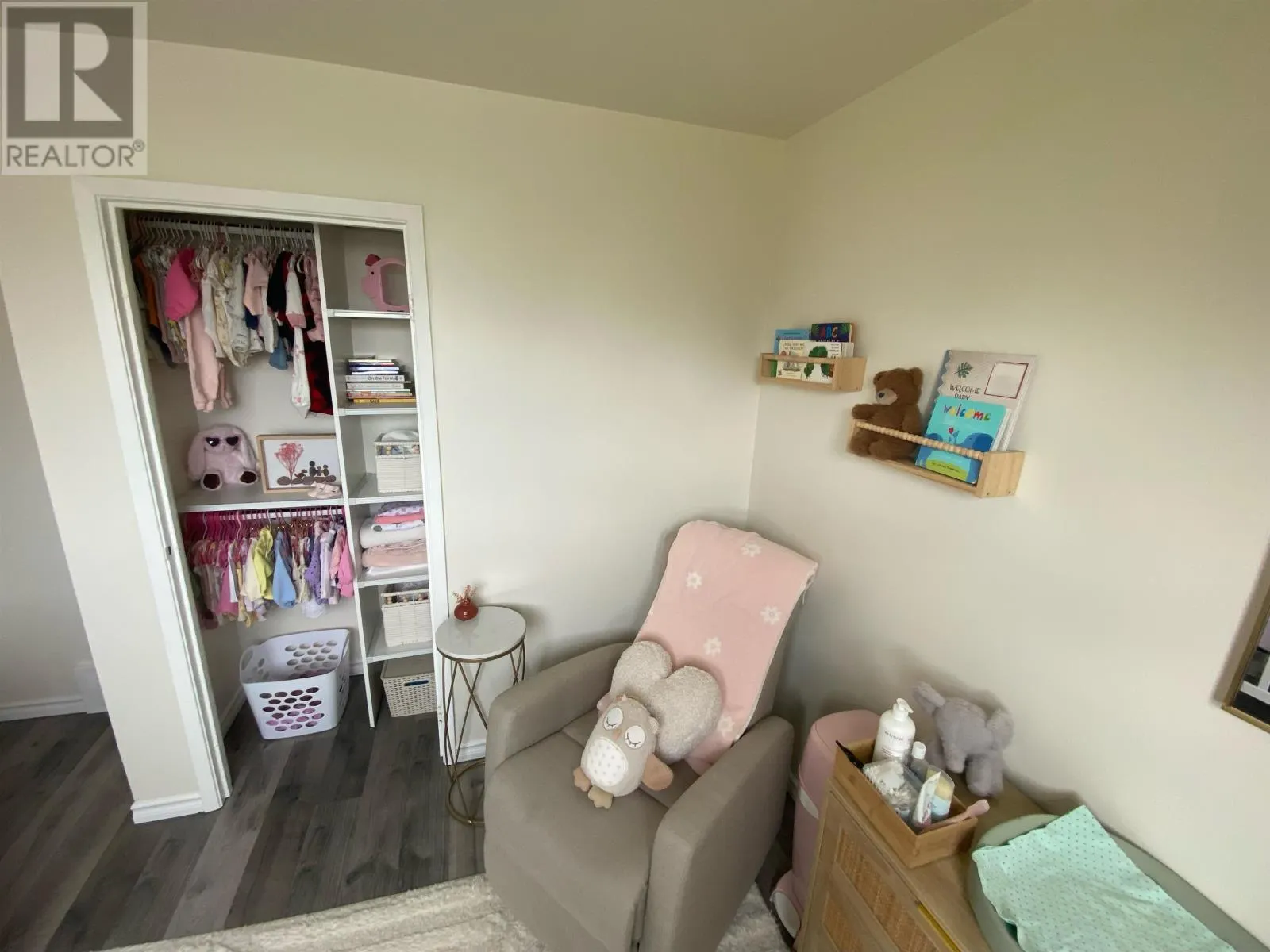 528 Simon Fraser DR