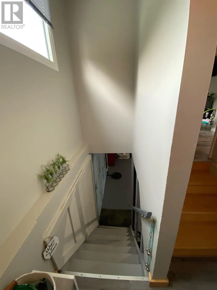 528 Simon Fraser DR