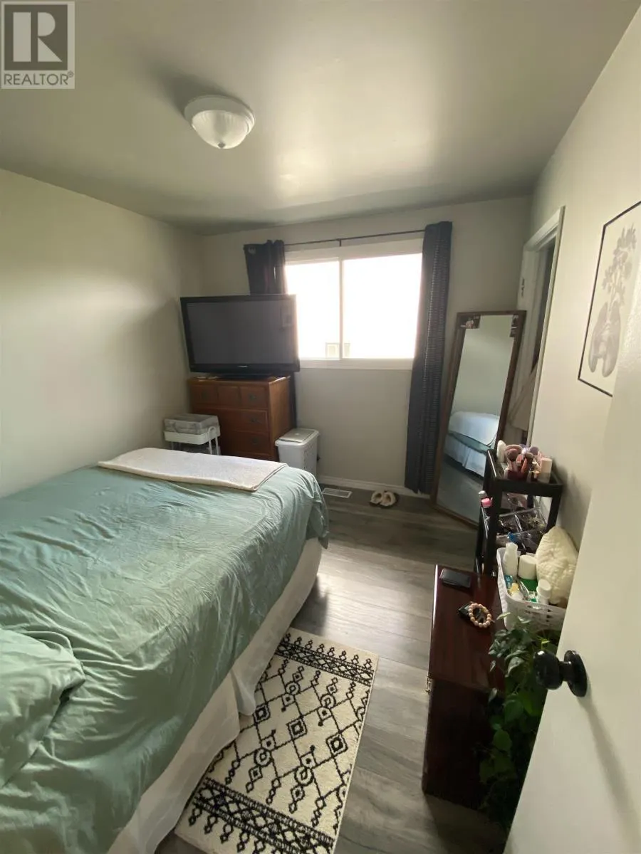 528 Simon Fraser DR