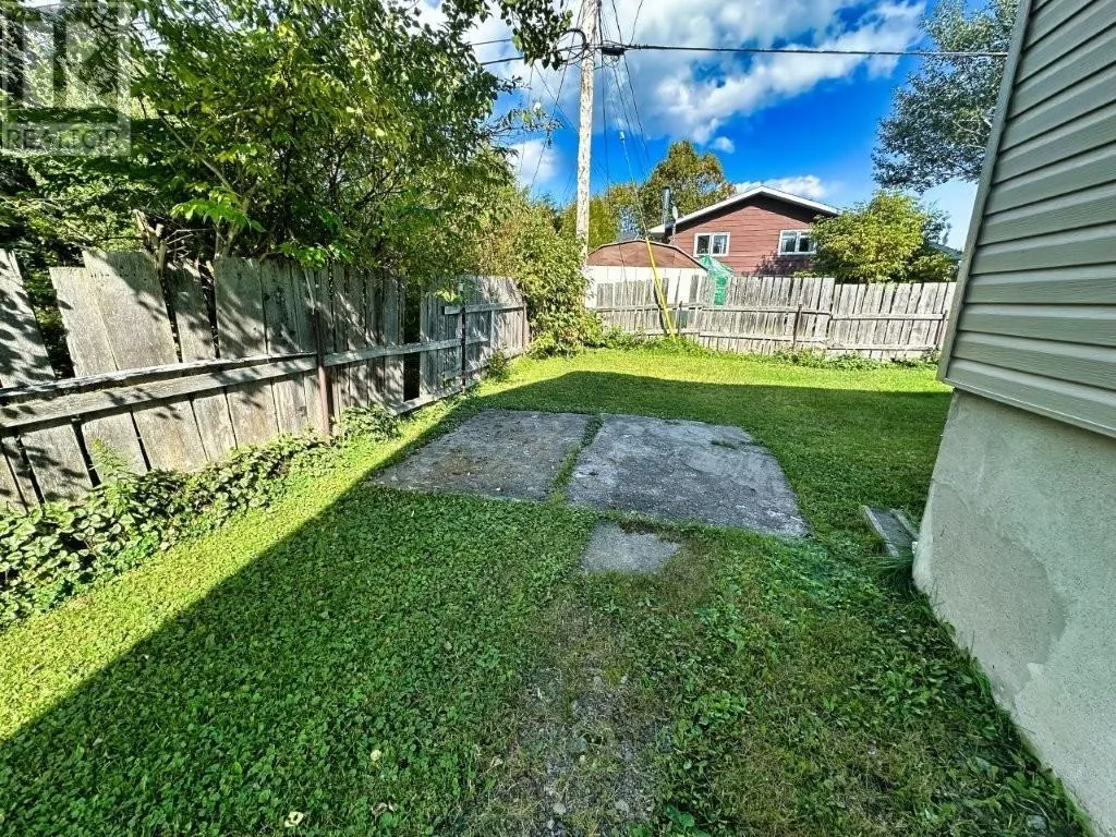 64 Parkway Place