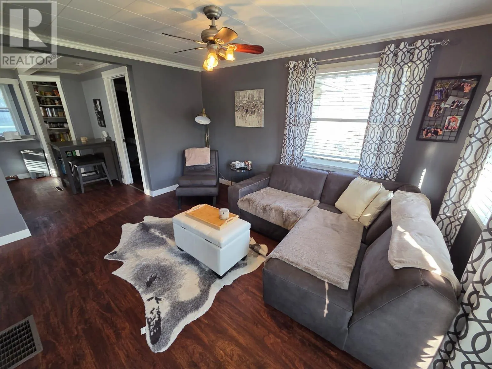 64 MINOT AVE