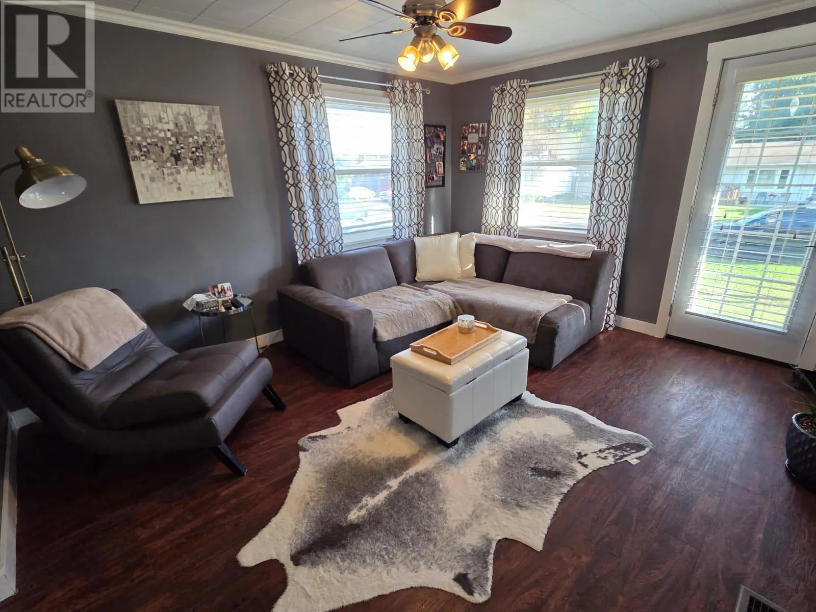 64 MINOT AVE
