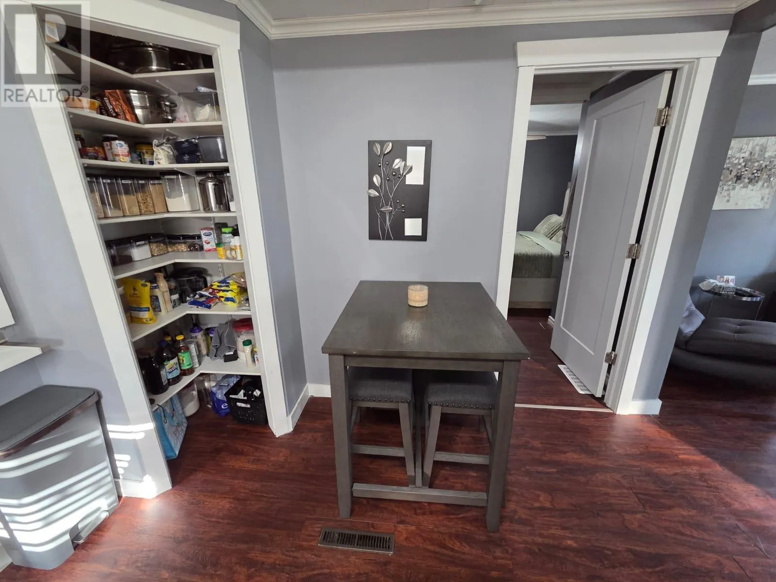 64 MINOT AVE