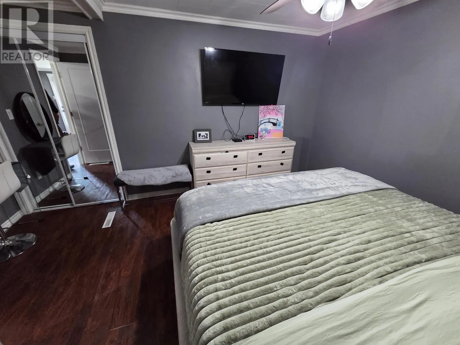 64 MINOT AVE