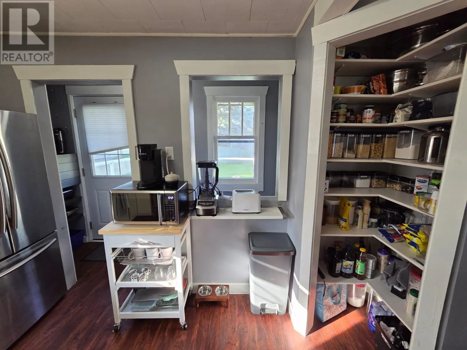 64 MINOT AVE