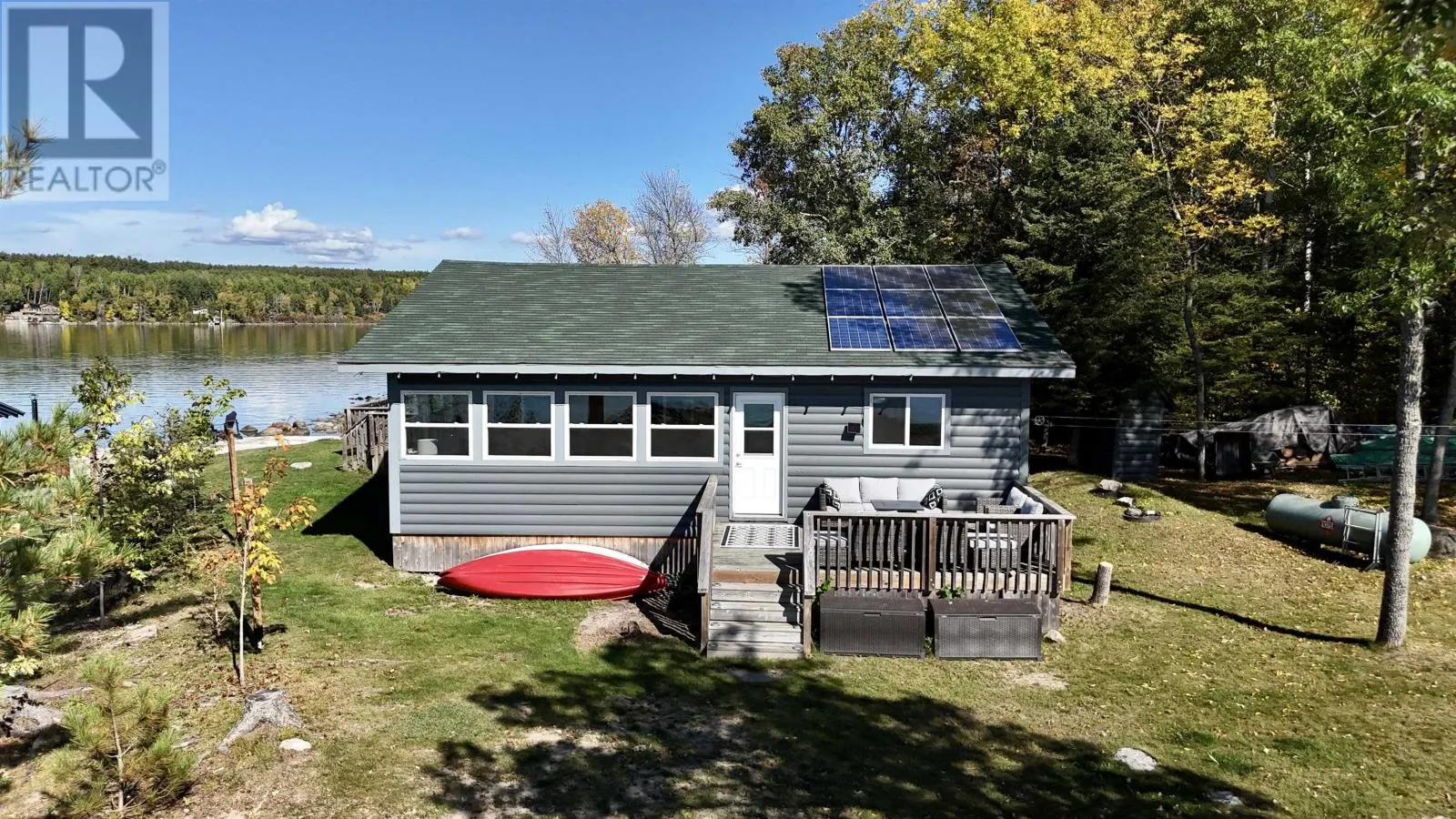 17 PIPESTONE POINT LAKE OF THE WOODS