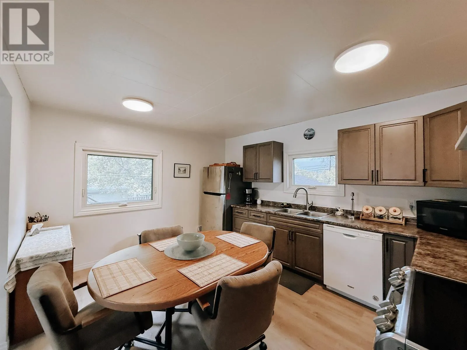 522 & 528 Second Street South