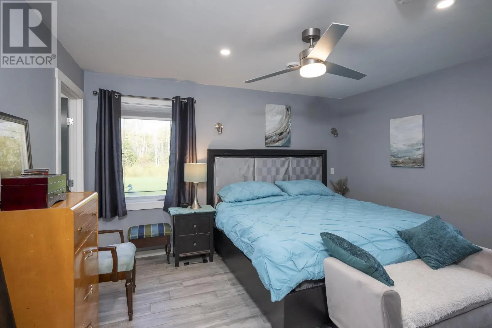 5663 Highway 61 HWY