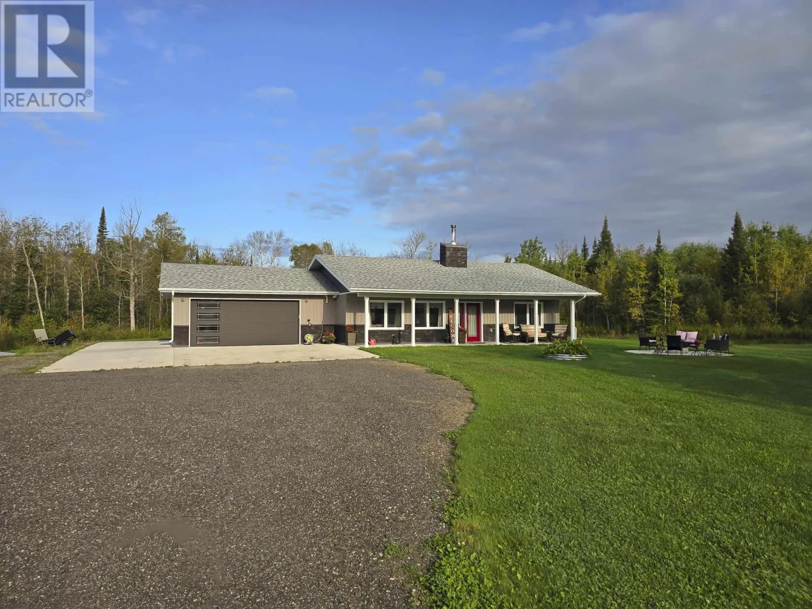5663 Highway 61 HWY