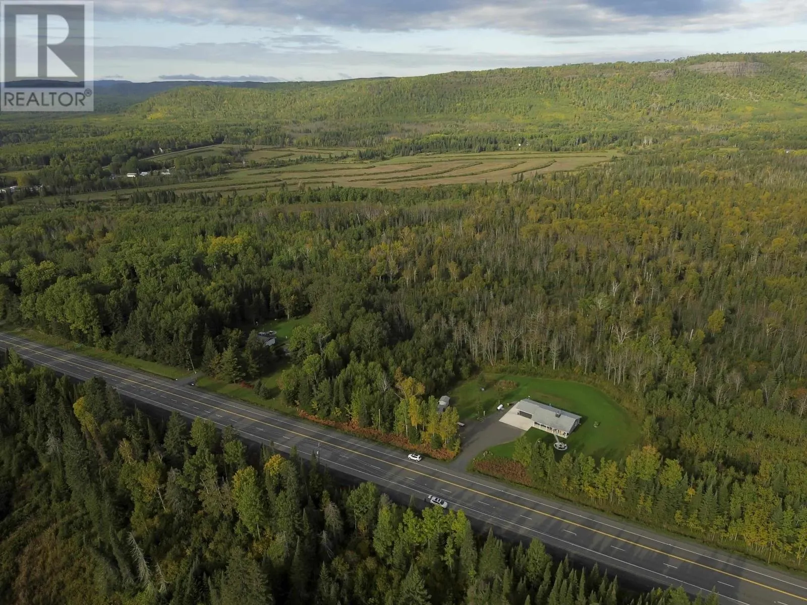 5663 Highway 61 HWY